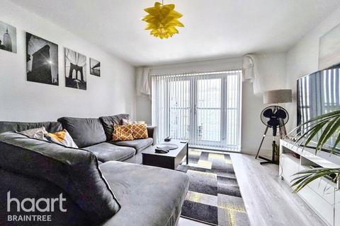St Johns Avenue, Braintree 2 bed apartment for sale