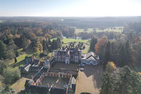Thetford IP26 38 bed country house for sale