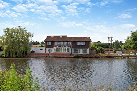 Warrington Road, Acton Bridge... 3 bed detached house for sale