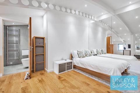 BONAIRE, GOTTS ROAD, LEEDS, LS12 3 bed flat for sale