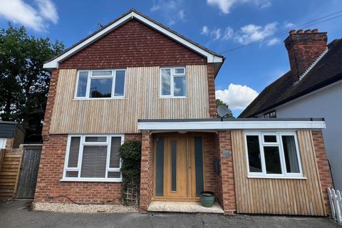Oakwood Avenue, Hutton, Brentwood 4 bed detached house for sale
