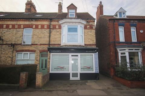 St. Johns Walk, Bridlington 3 bed end of terrace house for sale