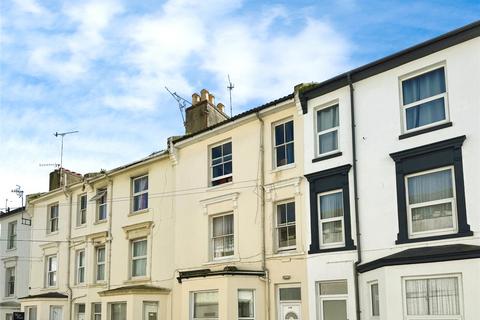 Earl Street, East Sussex TN34 2 bed flat for sale