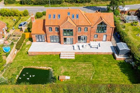 Riby Road, Caistor, Market Rasen... 6 bed detached house for sale