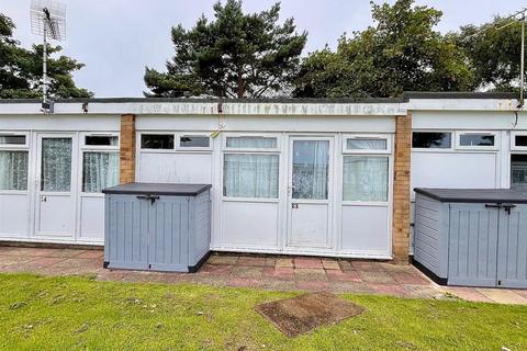Beach Road, Hemsby 2 bed chalet for sale