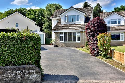Somerset Drive, Usk NP15 3 bed detached house for sale