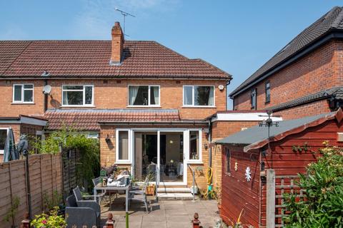 Coverdale Road, West Midlands B92 3 bed end of terrace house for sale