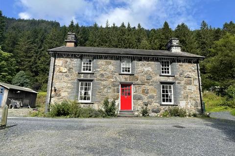 Aberllefenni, Machynlleth, Gwynedd, SY20 4 bed detached house for sale