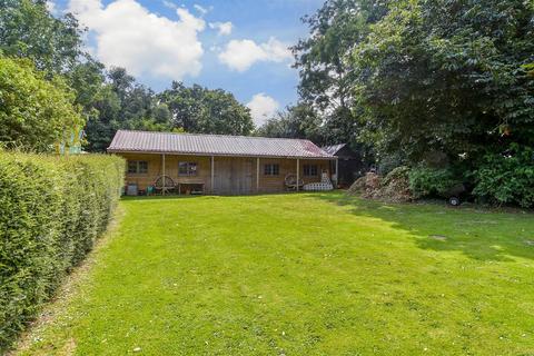 Westmarsh, Canterbury, Kent 3 bed detached house for sale