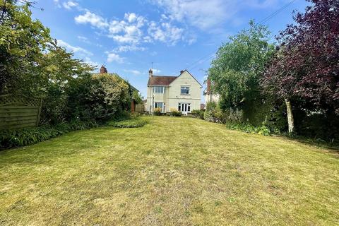 Downs View Road, Swindon 3 bed detached house for sale