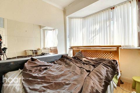 Windermere Road, Southall 3 bed terraced house for sale