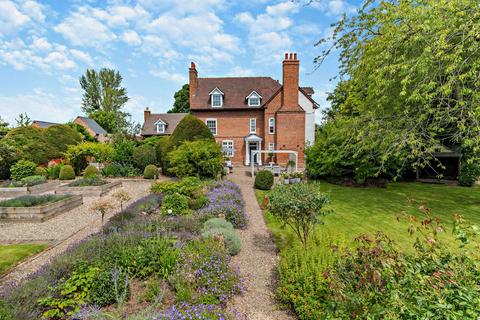Cutnall Green, Worcestershire WR9 6 bed detached house for sale