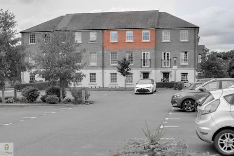 Potters Court St. Georges Parkway... 2 bed apartment for sale