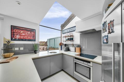 7 bedroom apartment for sale