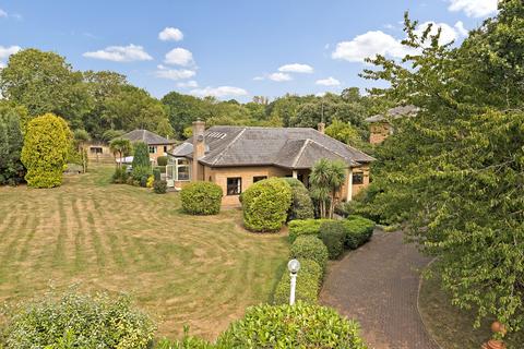 Infields Road, Huntingdon PE28 4 bed detached house for sale