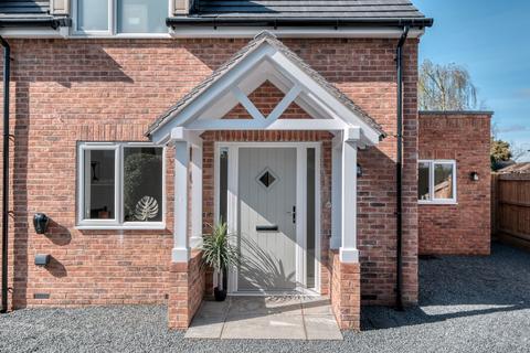 Oakland Avenue, Droitwich, WR9 7BT 3 bed detached house for sale