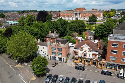 West Bars, Chesterfiled Mixed use for sale
