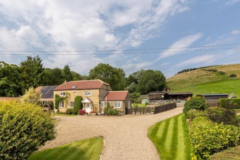 Ebberston YO13 4 bed detached house for sale