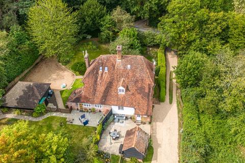Camden Hill, Sissinghurst 3 bed semi