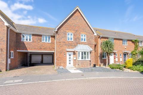 Mere Close, Chichester 4 bed detached house for sale