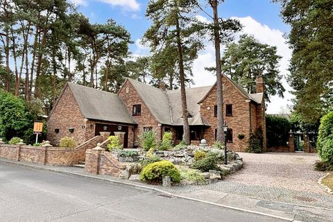 Davids Lane, Ringwood BH24 5 bed detached house for sale