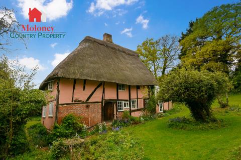 Rural Northiam, East Sussex TN31 3 bed farm house for sale