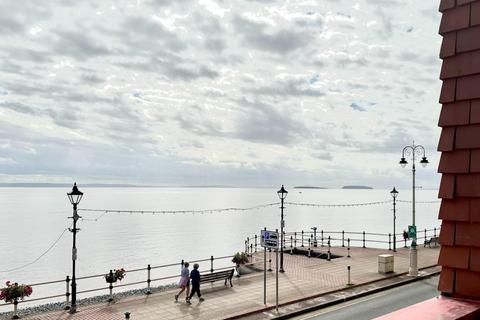 The Esplanade, Penarth 2 bed flat for sale