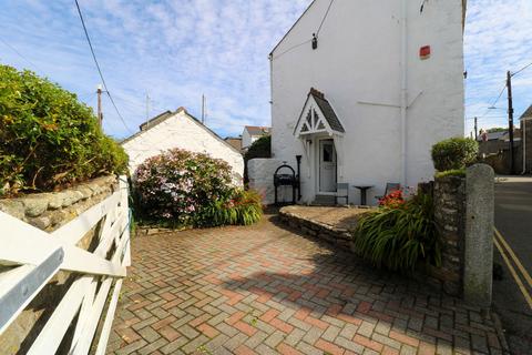 Bosorne Road, Penzance TR19 2 bed end of terrace house for sale