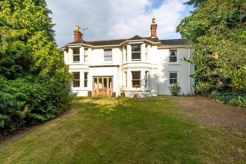 Beech House, Woore Road, Audlem... 4 bed semi