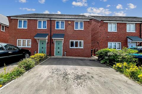 Ashorne Close, Spiirit Quarters... 3 bed semi