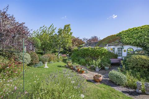 Rustic Road, Peacehaven 3 bed detached bungalow for sale