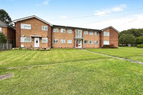 Sutton Coldfield B75 2 bed apartment for sale