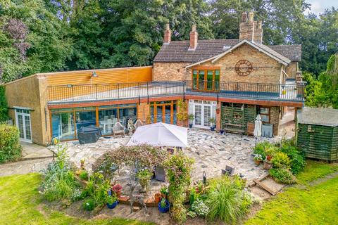 Ulceby, Alford LN13 6 bed detached house for sale