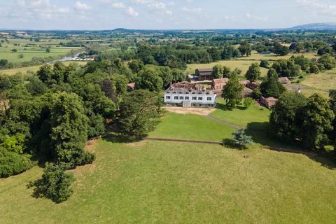 Apperley, Gloucestershire, GL19 10 bed detached house for sale
