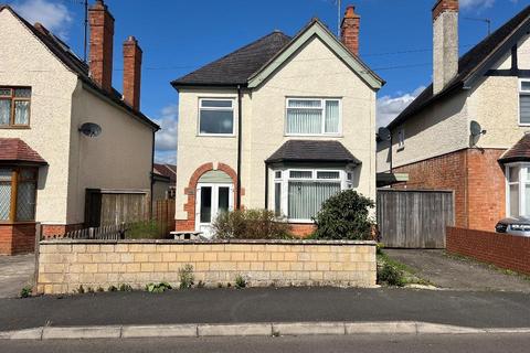 Albert Road, Evesham 3 bed detached house for sale