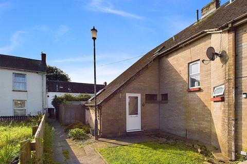 Prospect Place, Off Lammas Street... 3 bed semi