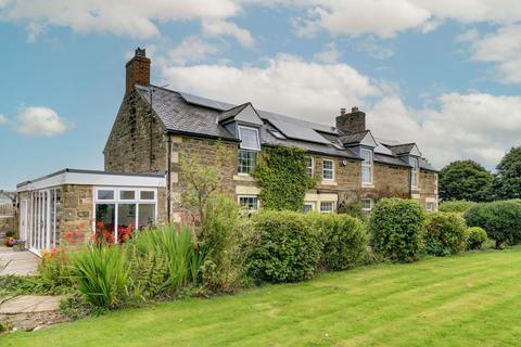 Newcastle Upon Tyne NE19 4 bed detached house for sale