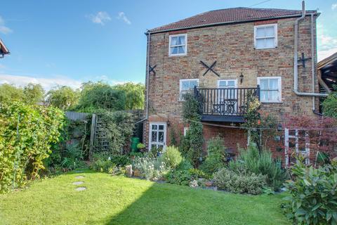 Lynn Road, Wiggenhall St. Germans, PE34 3 bed detached house for sale