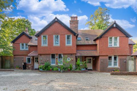 Old Road Headington OX3 7LL 6 bed detached house for sale