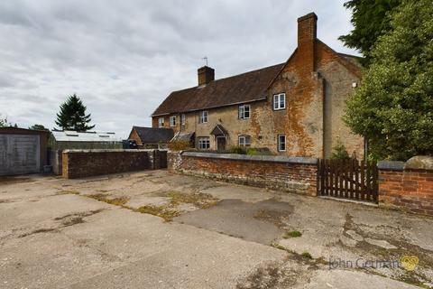Roston, Ashbourne 6 bed farm house for sale