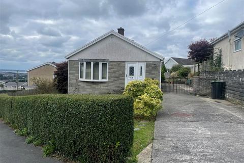Heol Beili Glas, Llanelli 3 bed detached bungalow for sale
