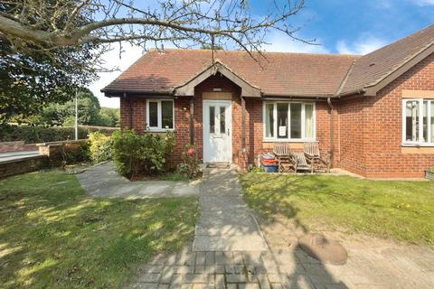The Gatherums, Lincolnshire DN35 2 bed bungalow for sale