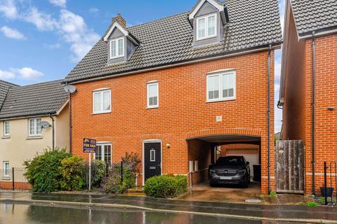 Stansted CM24 5 bed detached house for sale