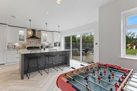 St. Marys Road, Hythe CT21 4 bed detached house for sale