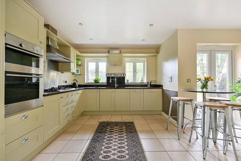 Ray Meadow, Maidenhead, SL6 5 bed detached house for sale
