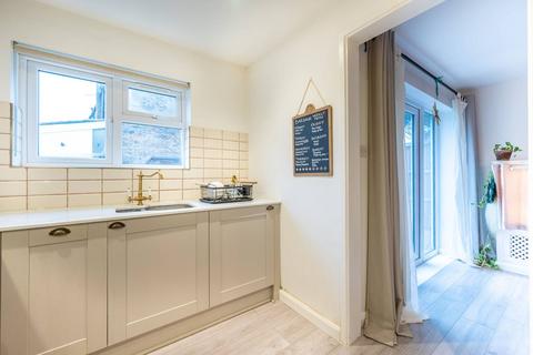 Crofton Road, Plaistow, London, E13 1 bed bungalow for sale