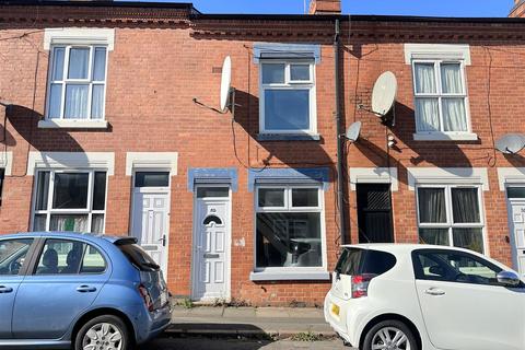Oak Street, Leicester LE5 2 bed terraced house for sale