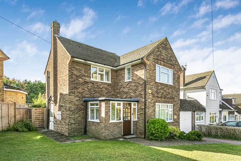 Norwood Road, Effingham 3 bed detached house for sale