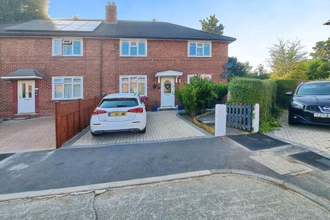 Rosegarth Avenue, Manchester, Greater... 2 bed maisonette for sale