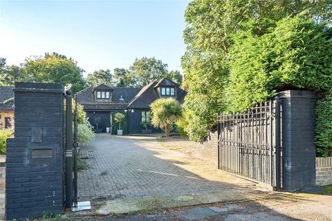 Ambleside Road, Surrey GU18 5 bed detached house for sale